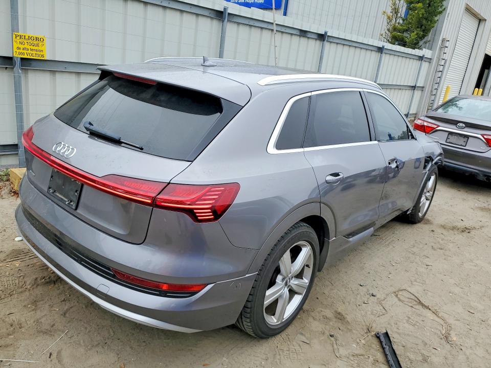 2019 Audi E-tron