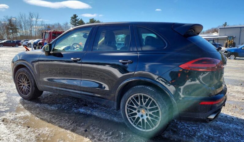 
								2017 Porsche Cayenne full									