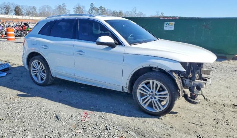 
								2020 Audi Q5 full									