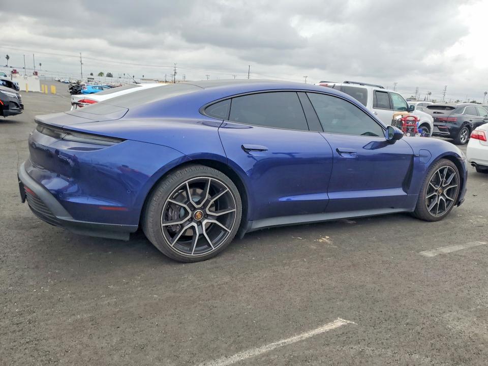 2023 Porsche Taycan