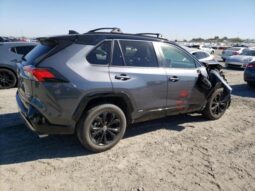 
										2022 Toyota Rav4 full									
