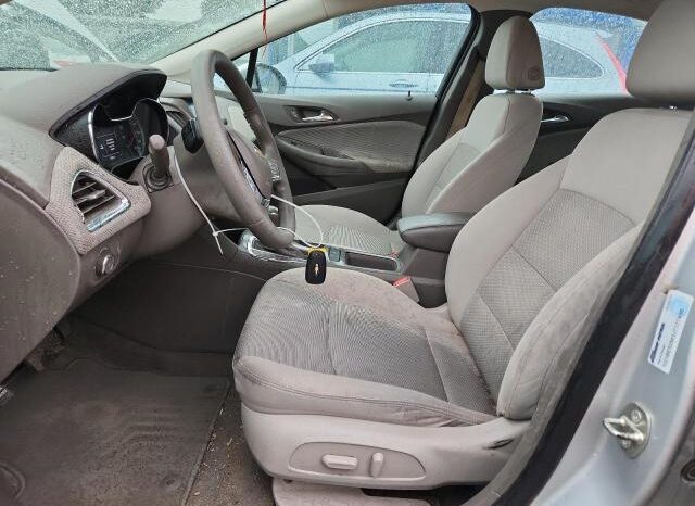
								2018 Chevrolet Cruze full									