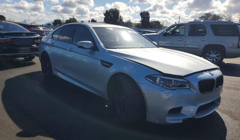 
								2015 BMW M5 full									