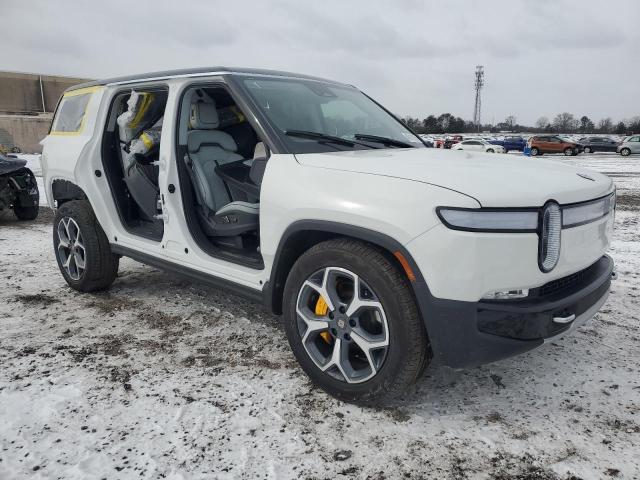 2023 Rivian R1s
