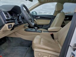 
										2020 Audi Q5 full									