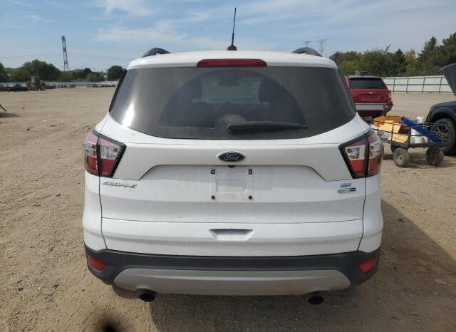 
								2018 Ford Escape se full									