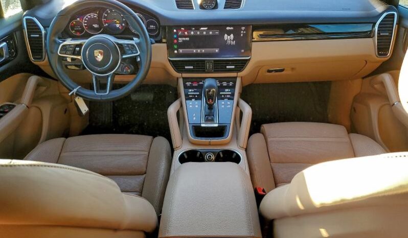 
								2022 Porsche Cayenne full									