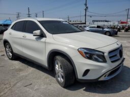 
										2015 Mercedes-benz Gla-class full									