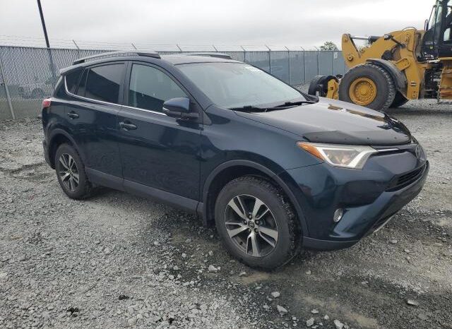 
								2017 Toyota Rav4 full									