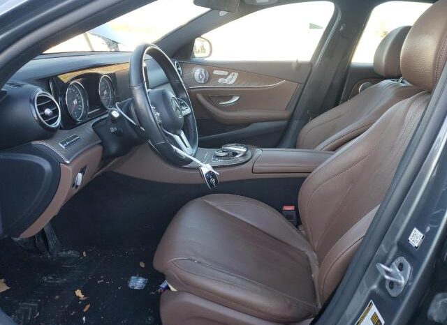 
								2019 Mercedes-benz E 300 4mat full									