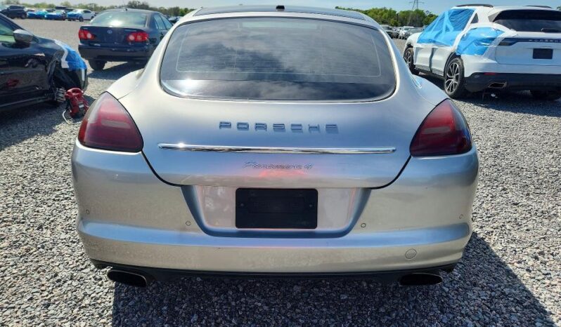 
								2011 Porsche Panamera full									