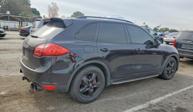 
								2014 Porsche Cayenne full									