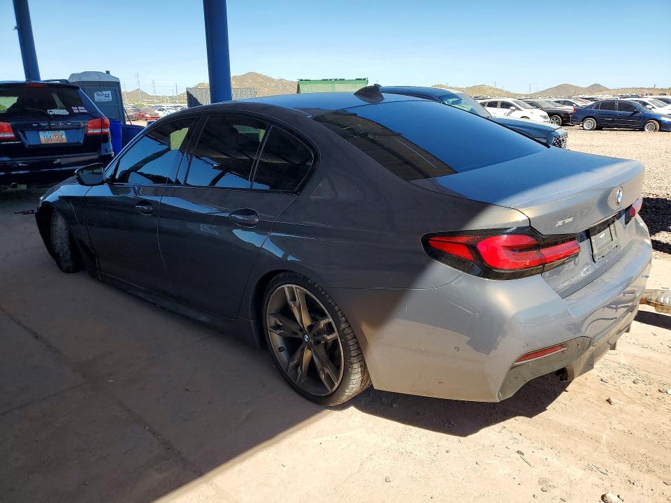 2022 BMW M5