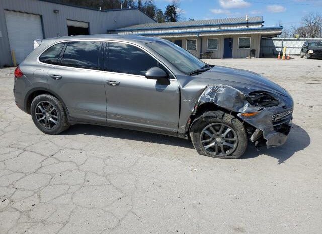 
								2014 Porsche Cayenne full									