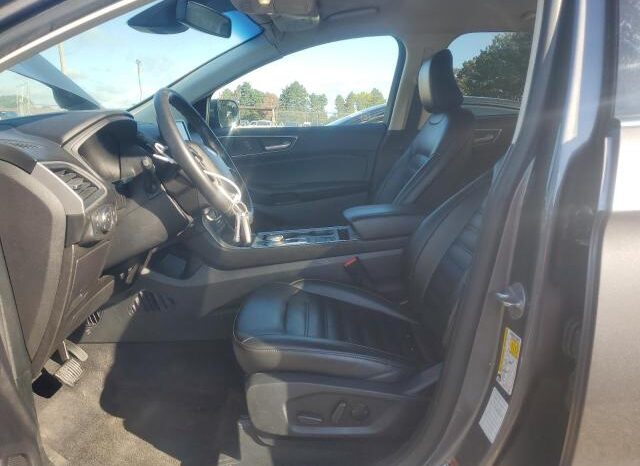 
								2022 Ford Edge sel full									