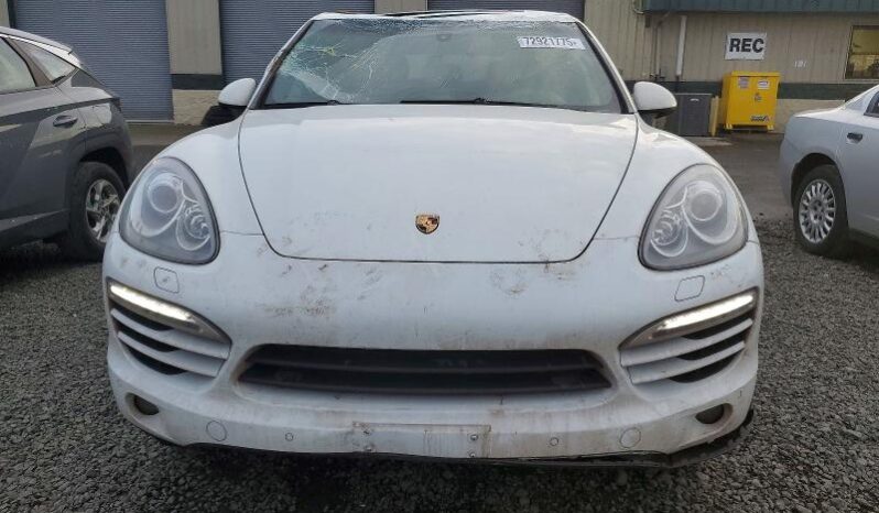 
								2013 Porsche Cayenne full									