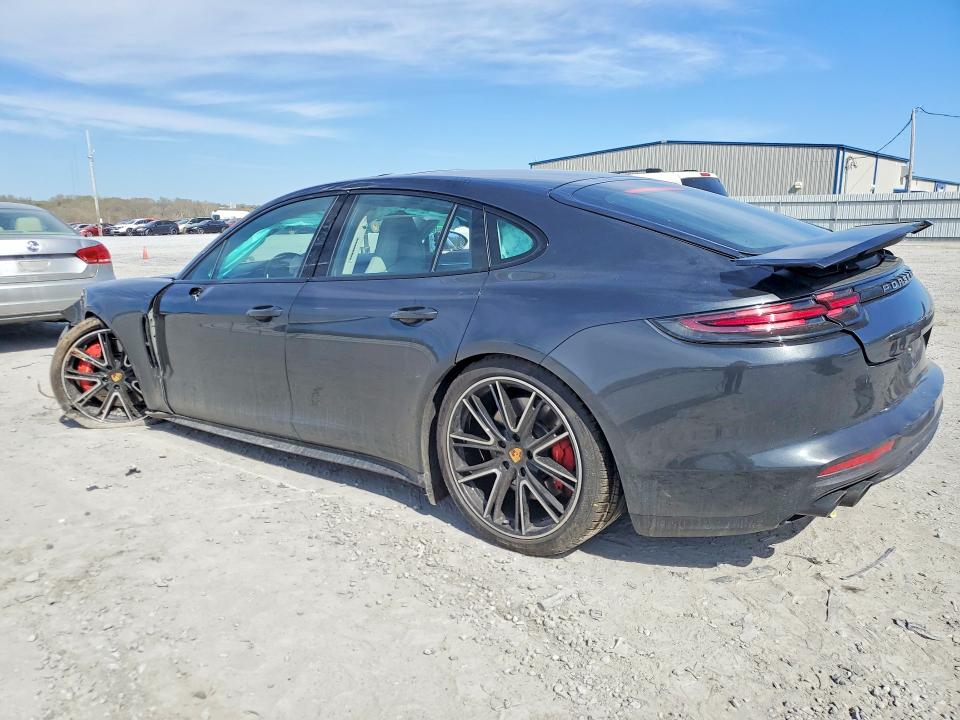 2018 Porsche Panamera
