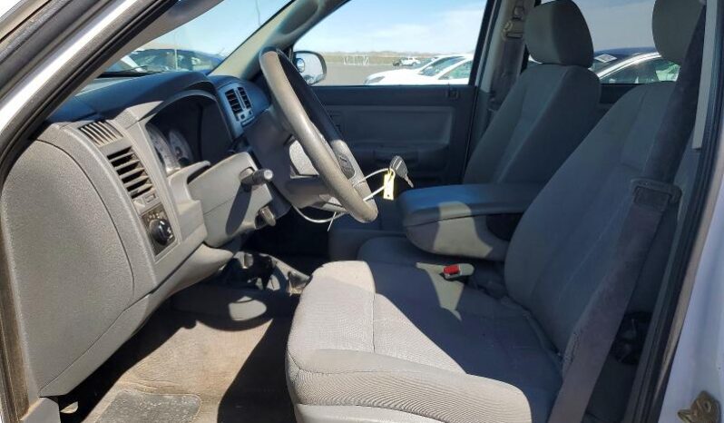 
								2006 Dodge Dakota full									