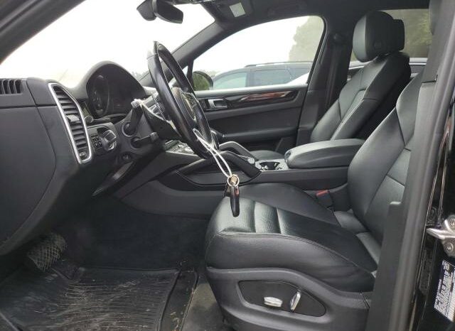 
								2020 Porsche Cayenne full									