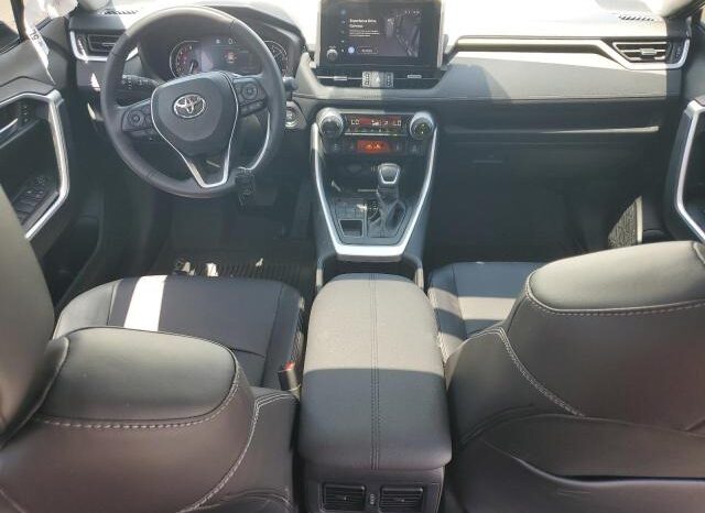 
								2024 Toyota Rav4 full									