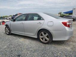 
										2014 Toyota Camry l full									