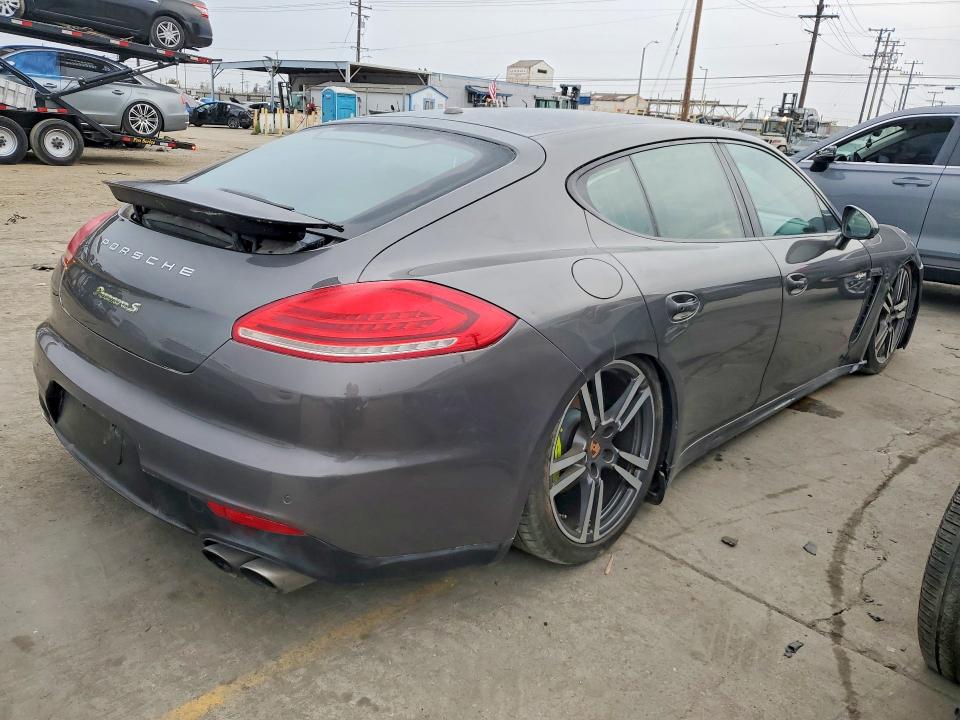 2014 Porsche Panamera