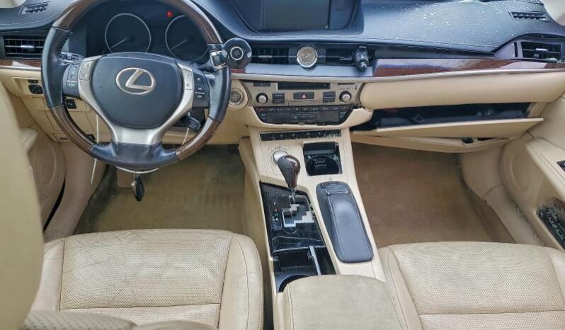 
								2015 Lexus Es 350 full									