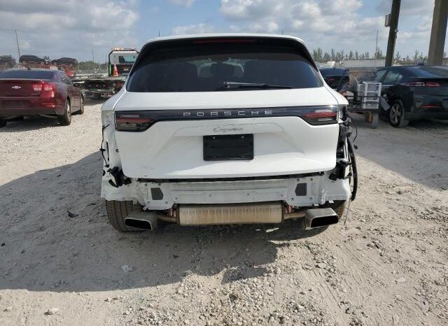 
								2023 Porsche Cayenne full									