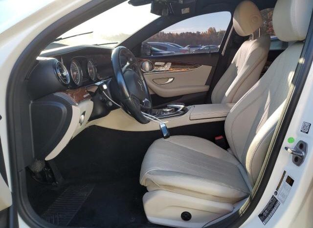 
								2018 Mercedes-benz E 300 4mat full									
