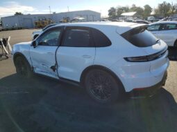 
										2025 Porsche Cayenne full									