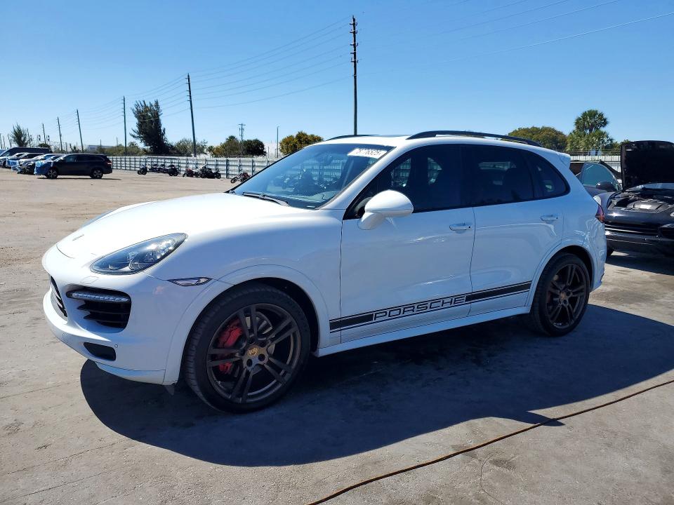 2014 Porsche Cayenne