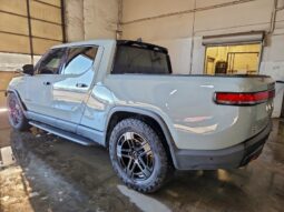 
										2022 Rivian R1t full									