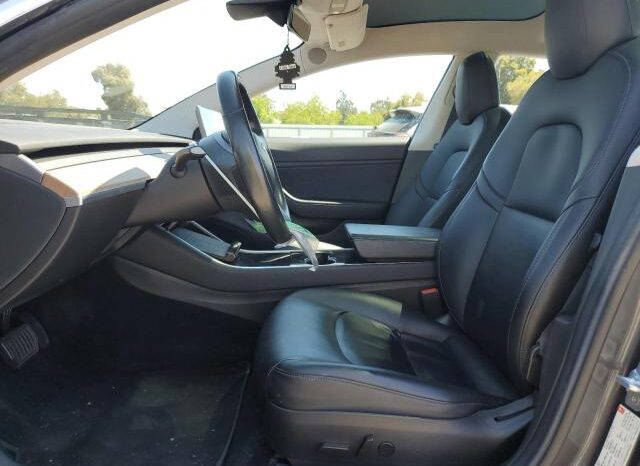 
								2017 Tesla Model 3 full									