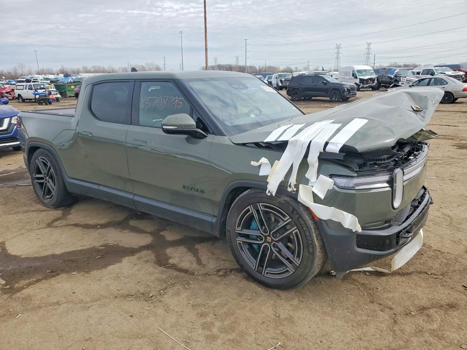 2026 Rivian R1t