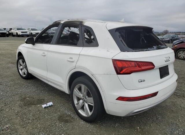 
								2018 Audi Q5 full									
