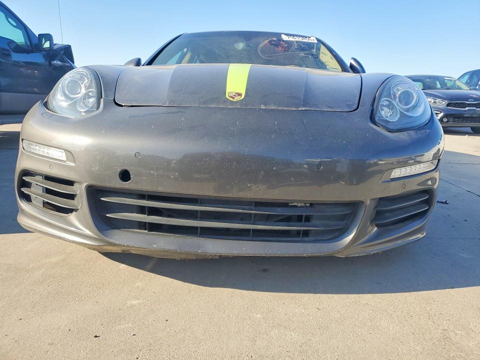 2014 Porsche Panamera