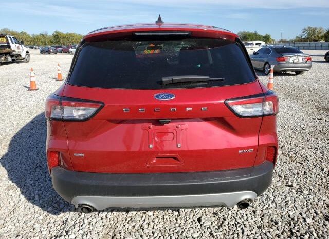 
								2022 Ford Escape se full									