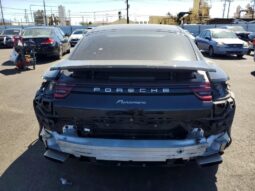 
										2017 Porsche Panamera full									