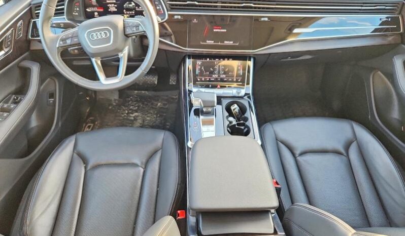 
								2023 Audi Q8 full									
