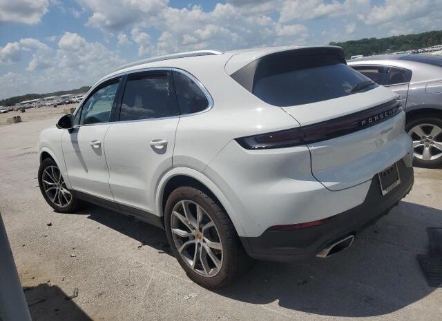 
								2024 Porsche Cayenne full									
