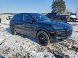 
										2025 Porsche Cayenne full									