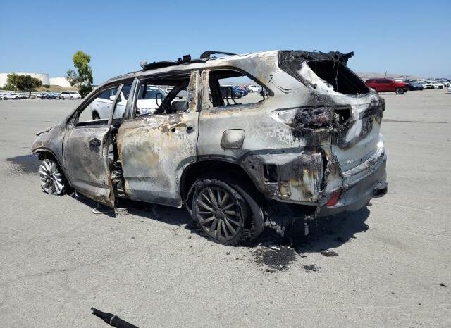 
								2019 Toyota Highlander full									