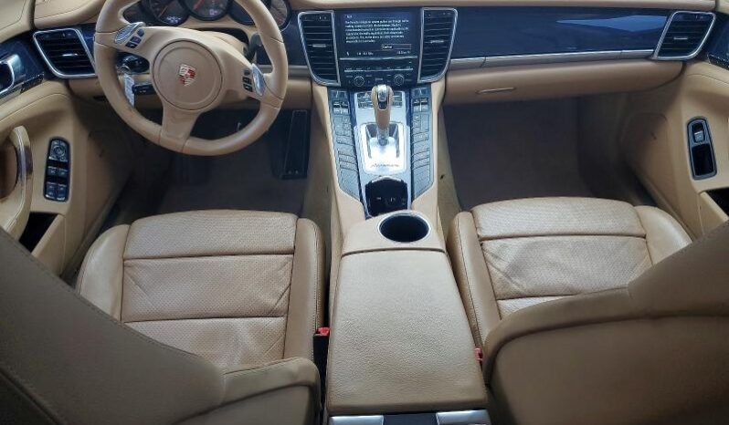 
								2013 Porsche Panamera full									