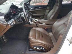 
										2017 Porsche Panamera full									