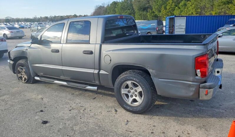 
								2005 Dodge Dakota full									