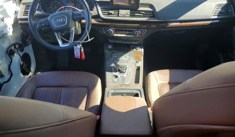
								2019 Audi Q5 full									