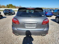 
										2014 Porsche Cayenne full									