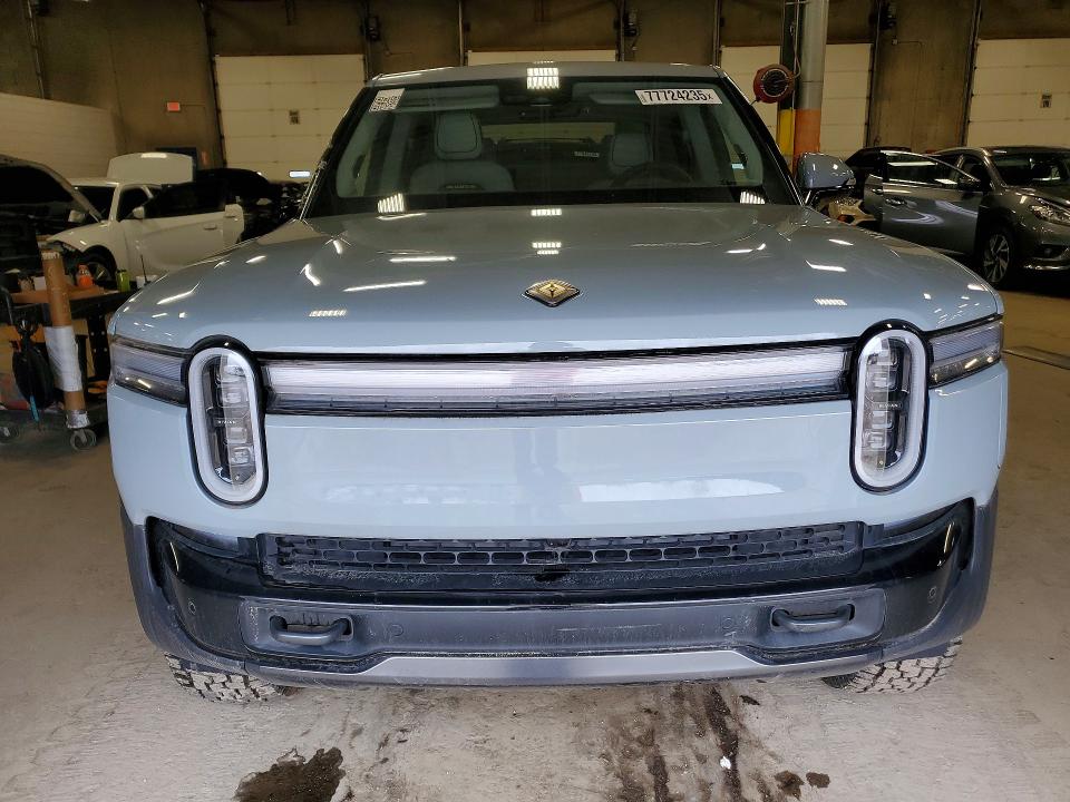 2025 Rivian R1t