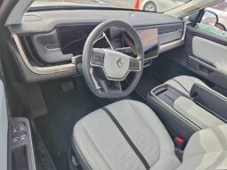 
										2025 Rivian R1s full									