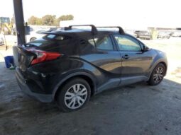 
										2019 Toyota C-hr full									